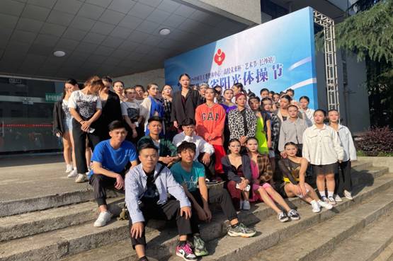 9b0f0dd44d33ede06e3b284e02abcd9